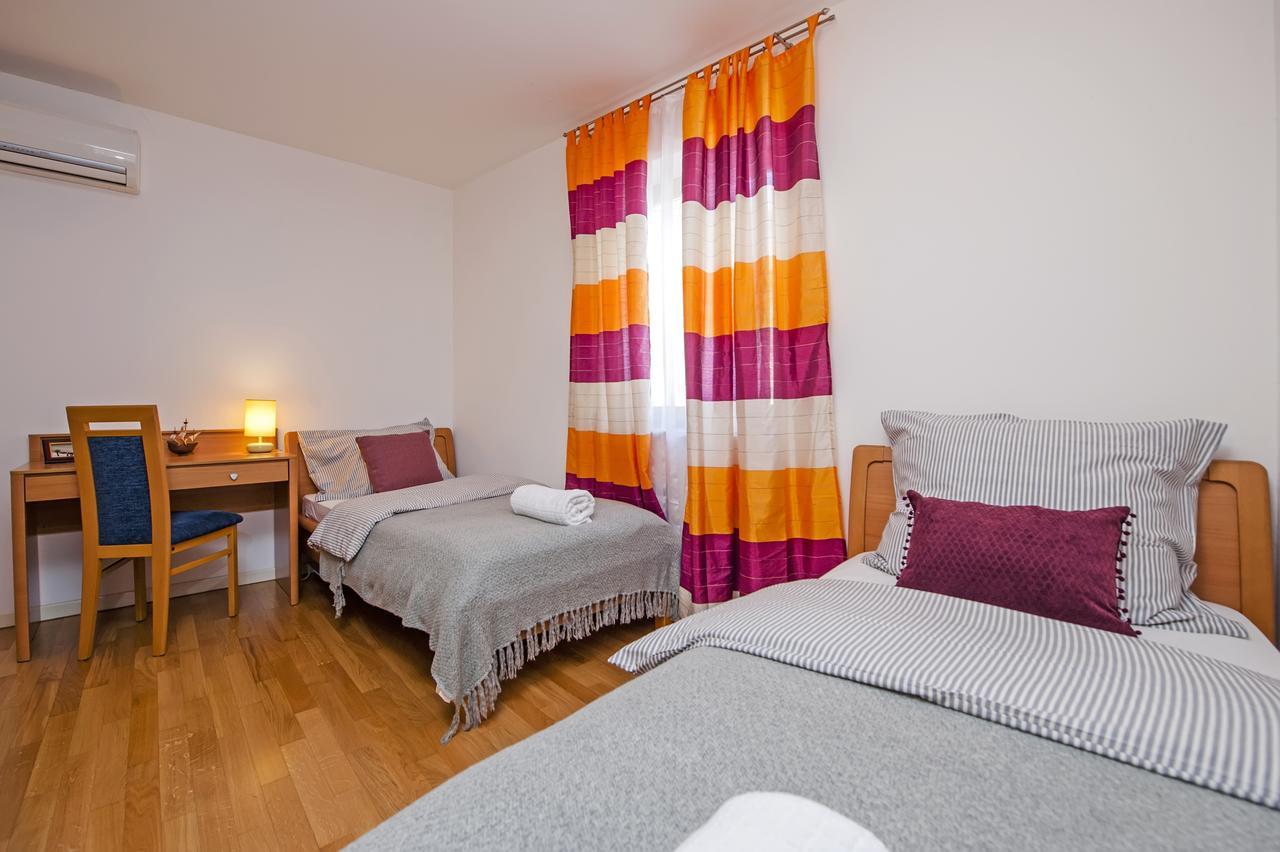 Apartment Campanile Rovinj Luaran gambar