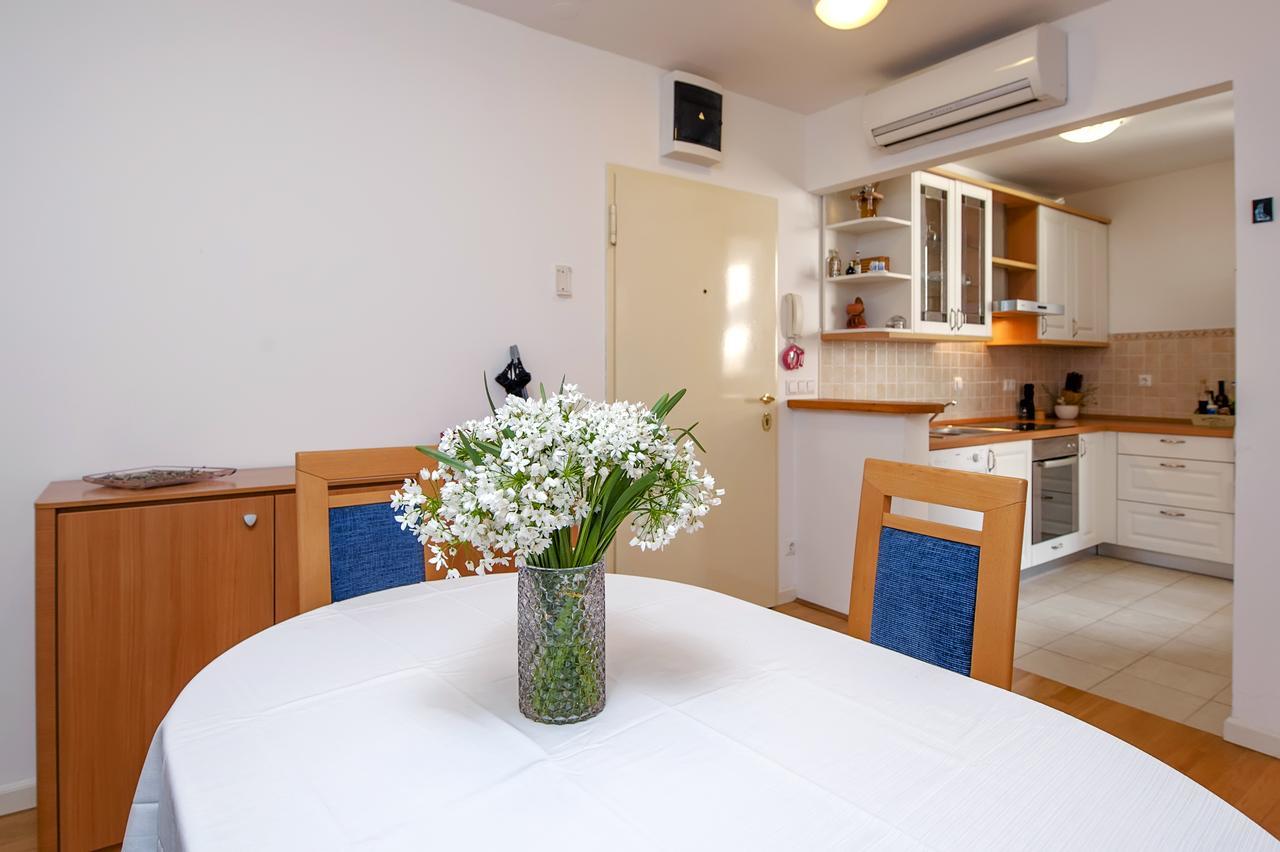 Apartment Campanile Rovinj Luaran gambar